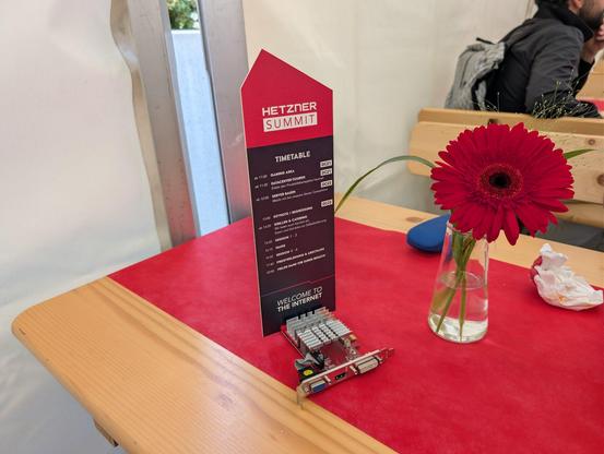 Powercolor AX3450 GPU 256mb DDR2 als Aufsteller beim Hetzner Summit 2026